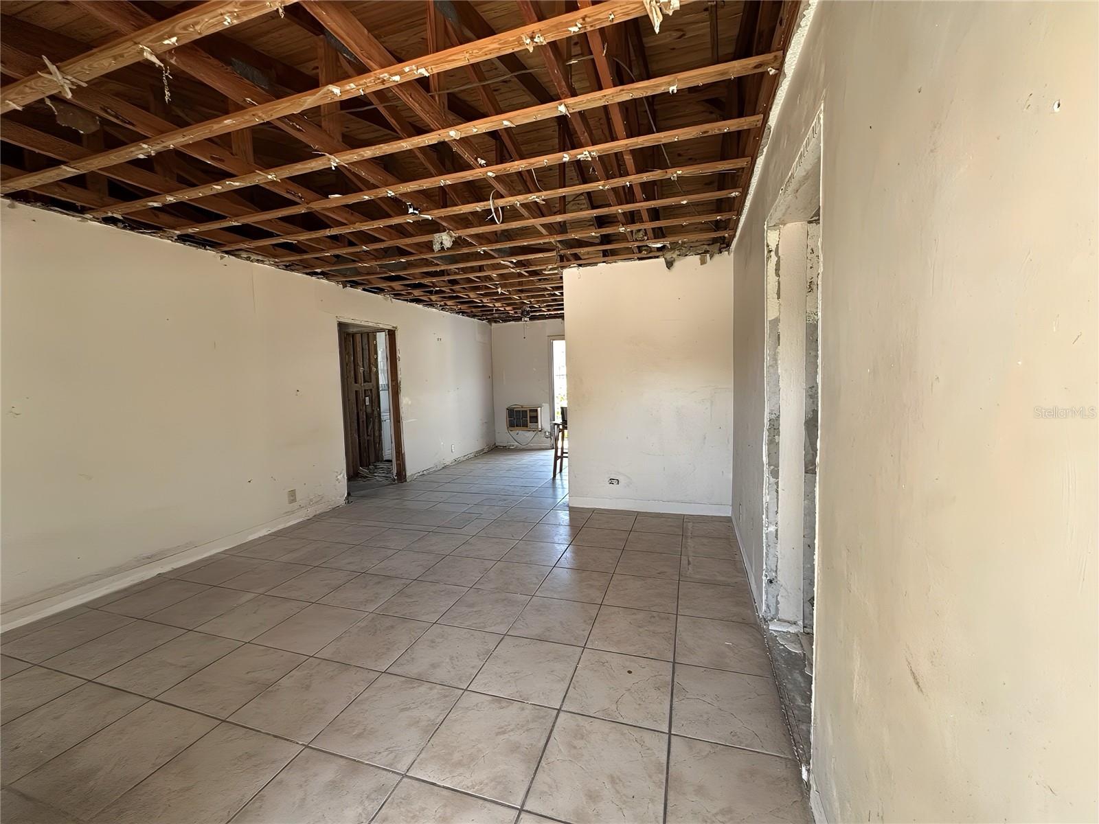 810 S SWINTON AVENUE