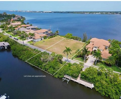 4111 HAWK ISLAND DRIVE BRADENTON FL 34208