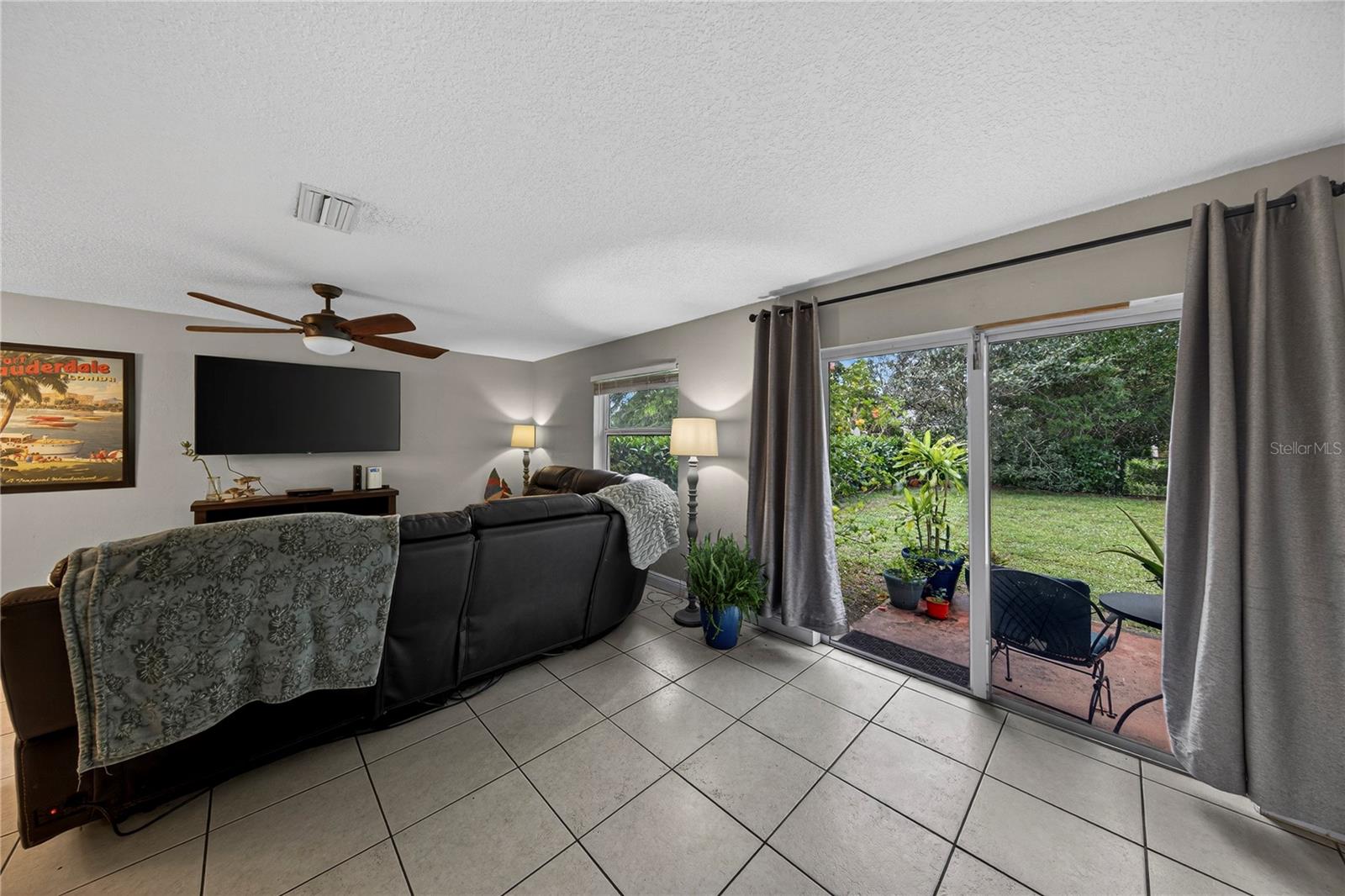 SPRINGS PARK - Residential