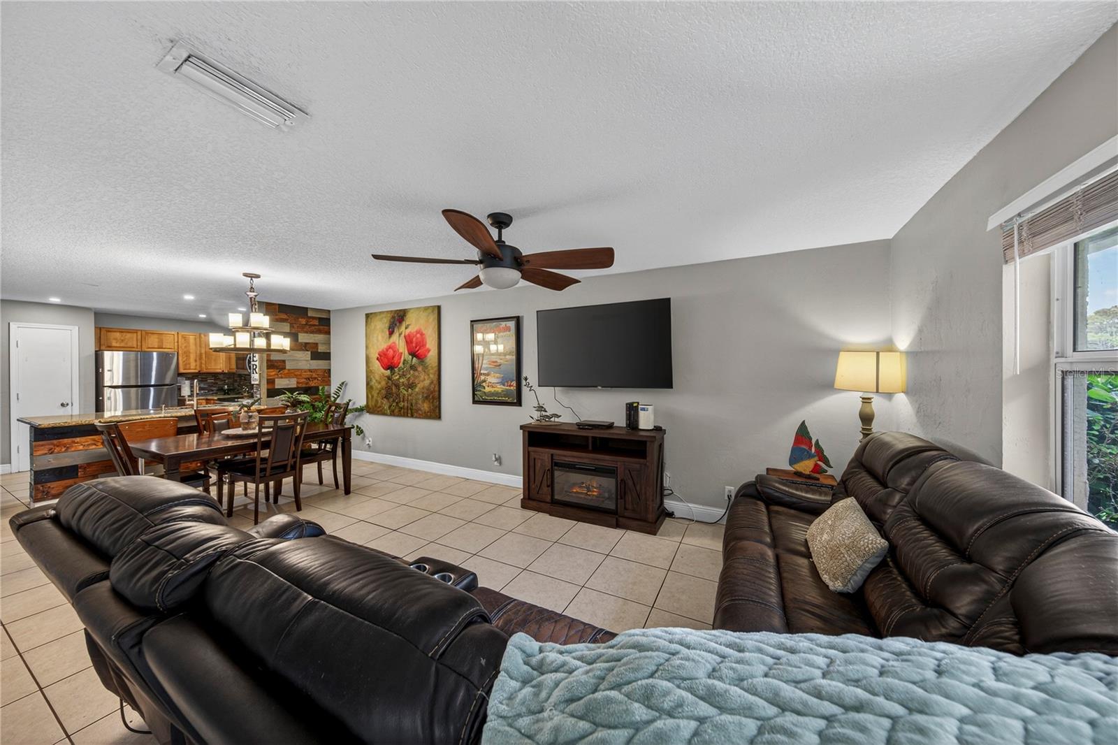 SPRINGS PARK - Residential