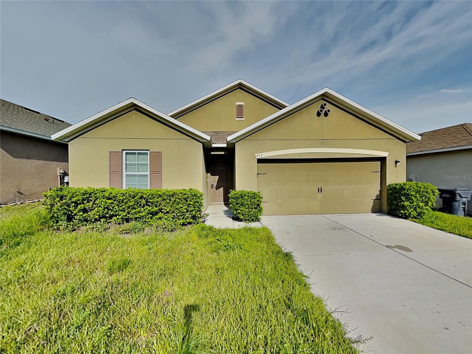 Discover this spacious 4-bedroom, 2-bath home nestled in the vibrant community of Davenport. The open-concept family and dining area features a seamless blend of tile and carpet flooring, creating a warm and inviting atmosphere. The well-appointed kitchen offers abundant cabinet and counter space, complemented by a convenient walk-in pantryperfect for all your storage needs.
The generous master suite boasts a large walk-in closet and a private bathroom equipped with dual sinks and a stand-up shower, providing a comfortable retreat. Additional highlights include a dedicated laundry room with washer and dryer hookups, a two-car garage for ample parking and storage, and a sizable backyard ideal for outdoor activities and entertaining.
This charming home combines comfort, functionality, and spacemaking it an ideal place to call home.
Resident Benefit Package: $42.00-month. Includes HVAC air filter delivery, Tenant Liability Insurance, Credit Reporting, Tenant Rewards Program, and much more!
This property is eligible for deposit alternative coverage in lieu of a security deposit. For information and enrollment, please contact our leasing team and enjoy a deposit-free renting experience.