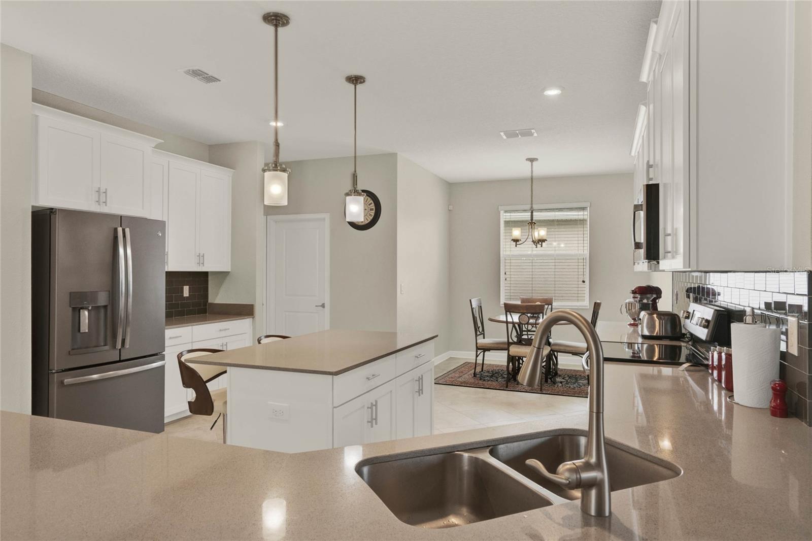 TRADITIONS PH 02 - Residential