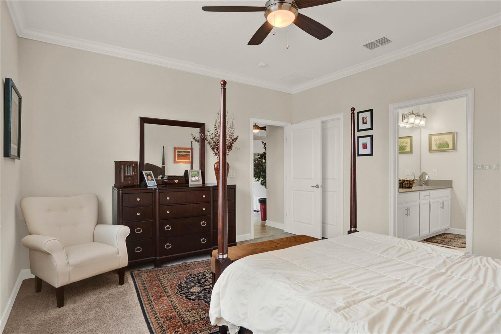 TRADITIONS PH 02 - Residential