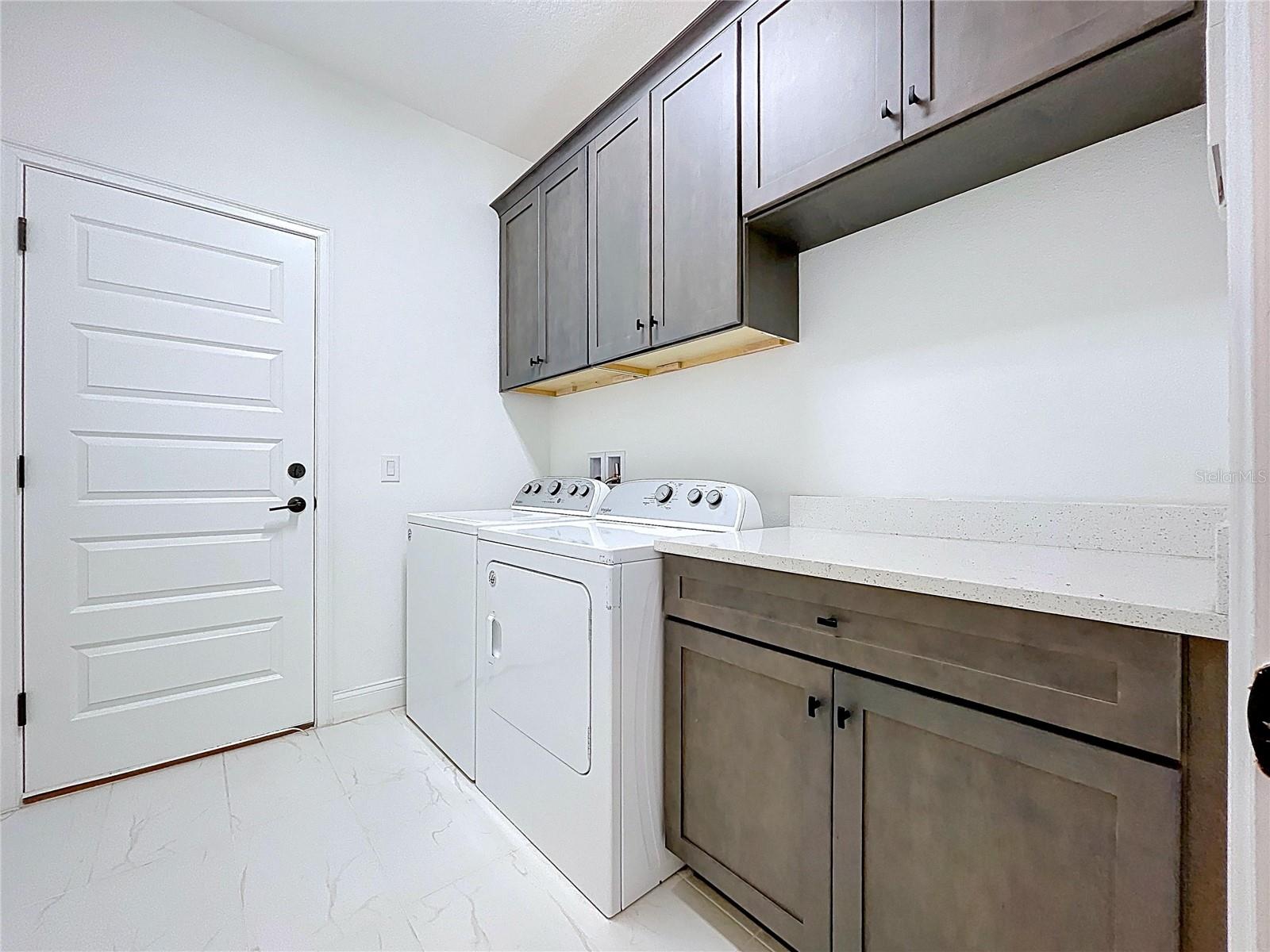 HOLLINGSWORTH TERRACE SUB - Residential