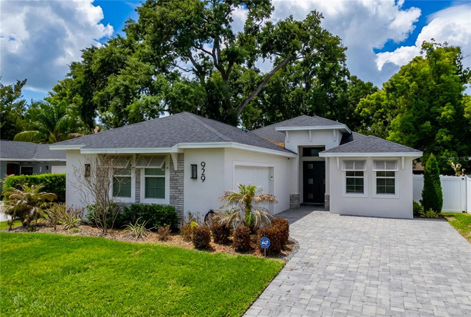 HOLLINGSWORTH TERRACE SUB - Residential