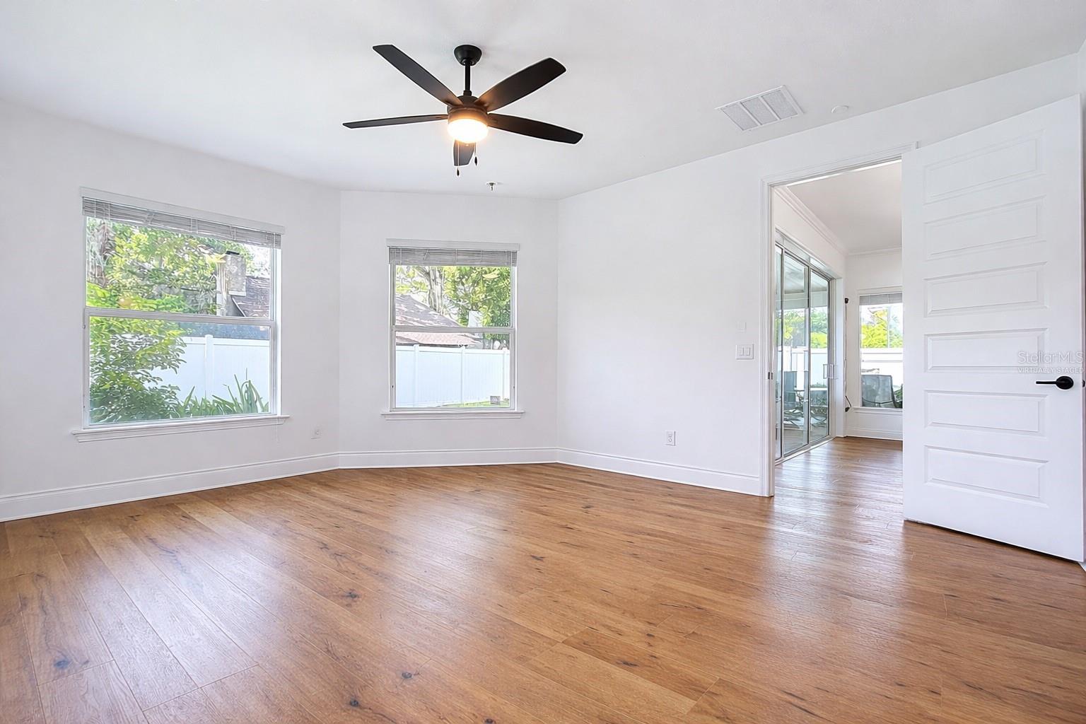 HOLLINGSWORTH TERRACE SUB - Residential