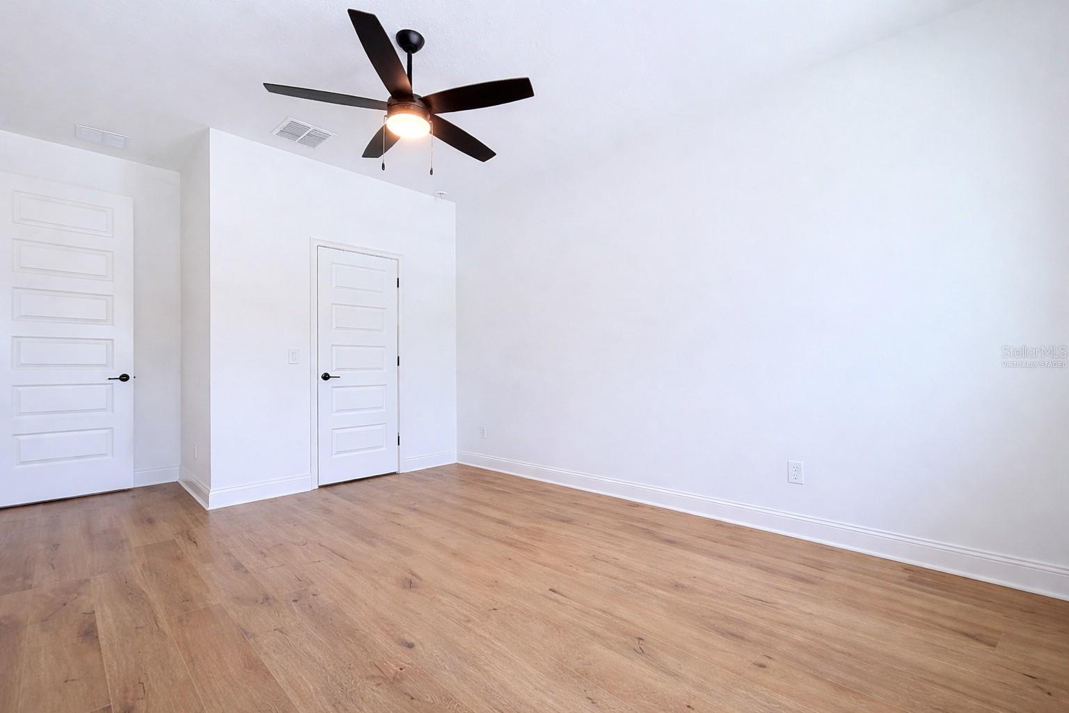 HOLLINGSWORTH TERRACE SUB - Residential