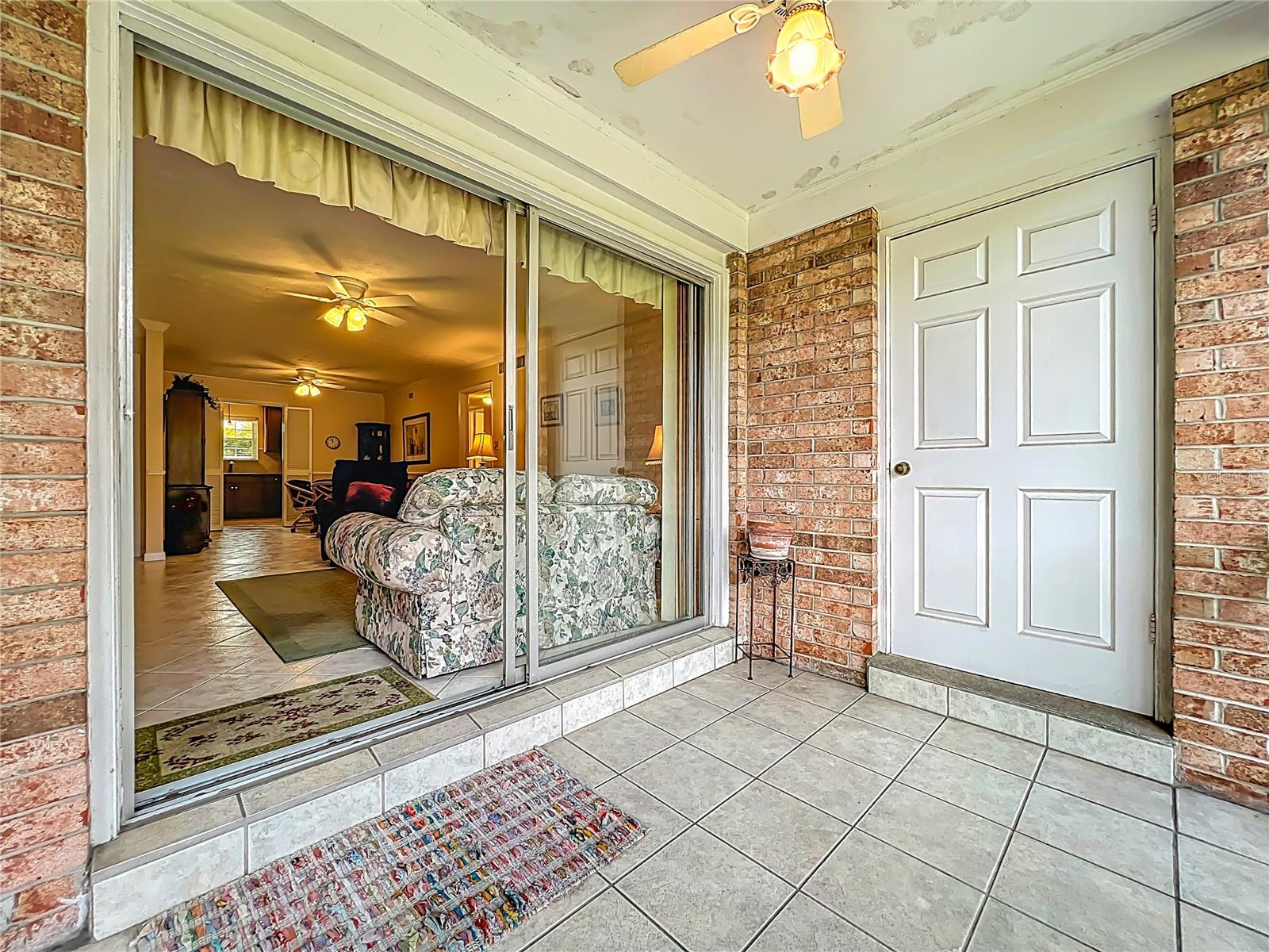 PLANTATION GARDENS - Residential