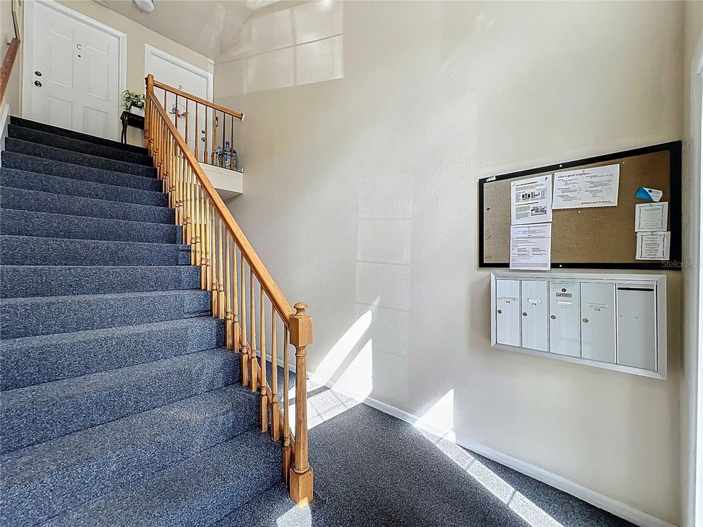 Photo of 4262 Lake Underhill Road #9C7, Orlando, FL 32803 (MLS # O6393319)