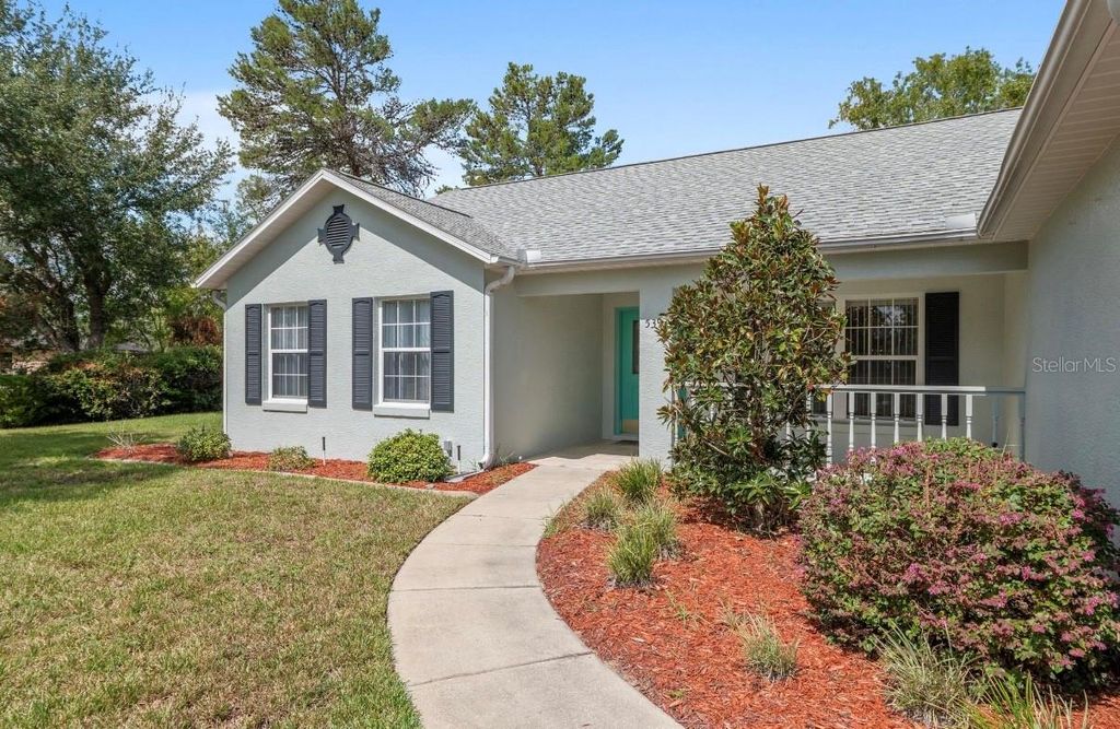 Photo of 5393 SW 109th Place Road, Ocala, FL 34476 (MLS # GC534484)