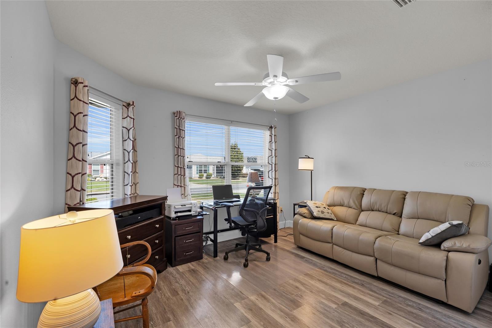 3203 ISLAWILD WAY
