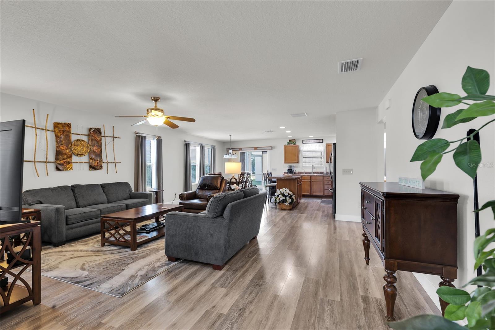 3203 ISLAWILD WAY