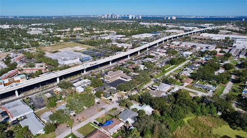 A home in TAMPA