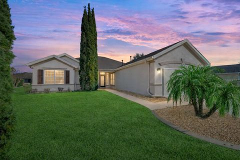 Photo of 12507 SE 90th Terrace, Summerfield, FL 34491 (MLS # OM719796)