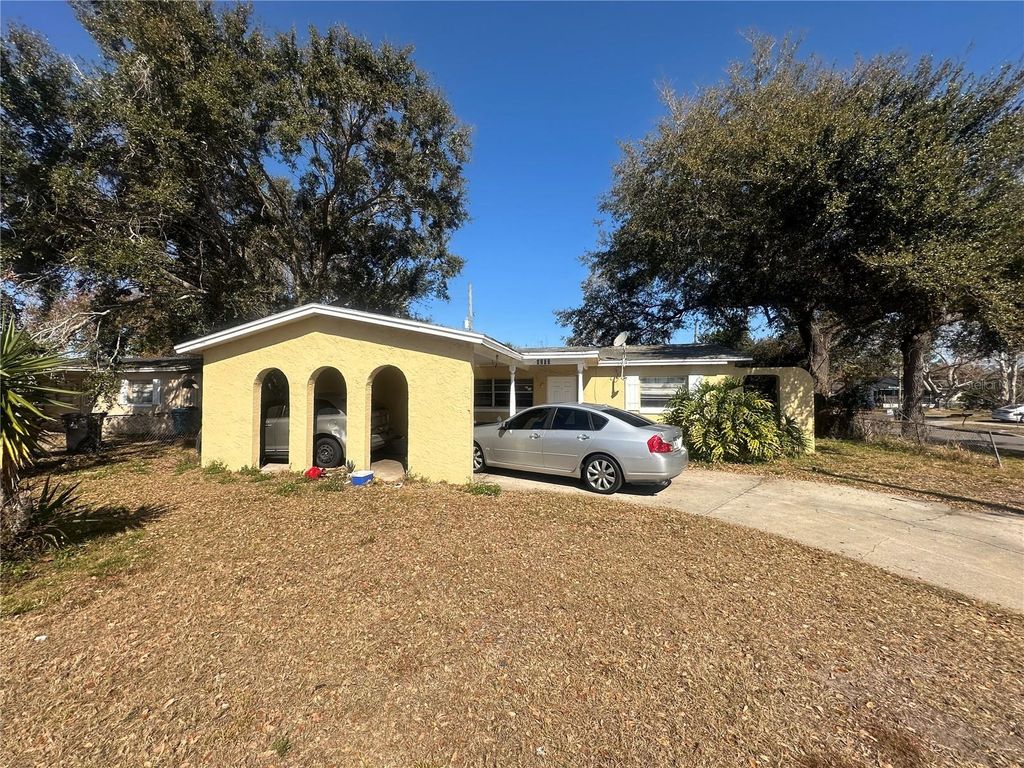 Photo of 4203 Clarinda Street, Orlando, FL 32811 (MLS # O6392499)