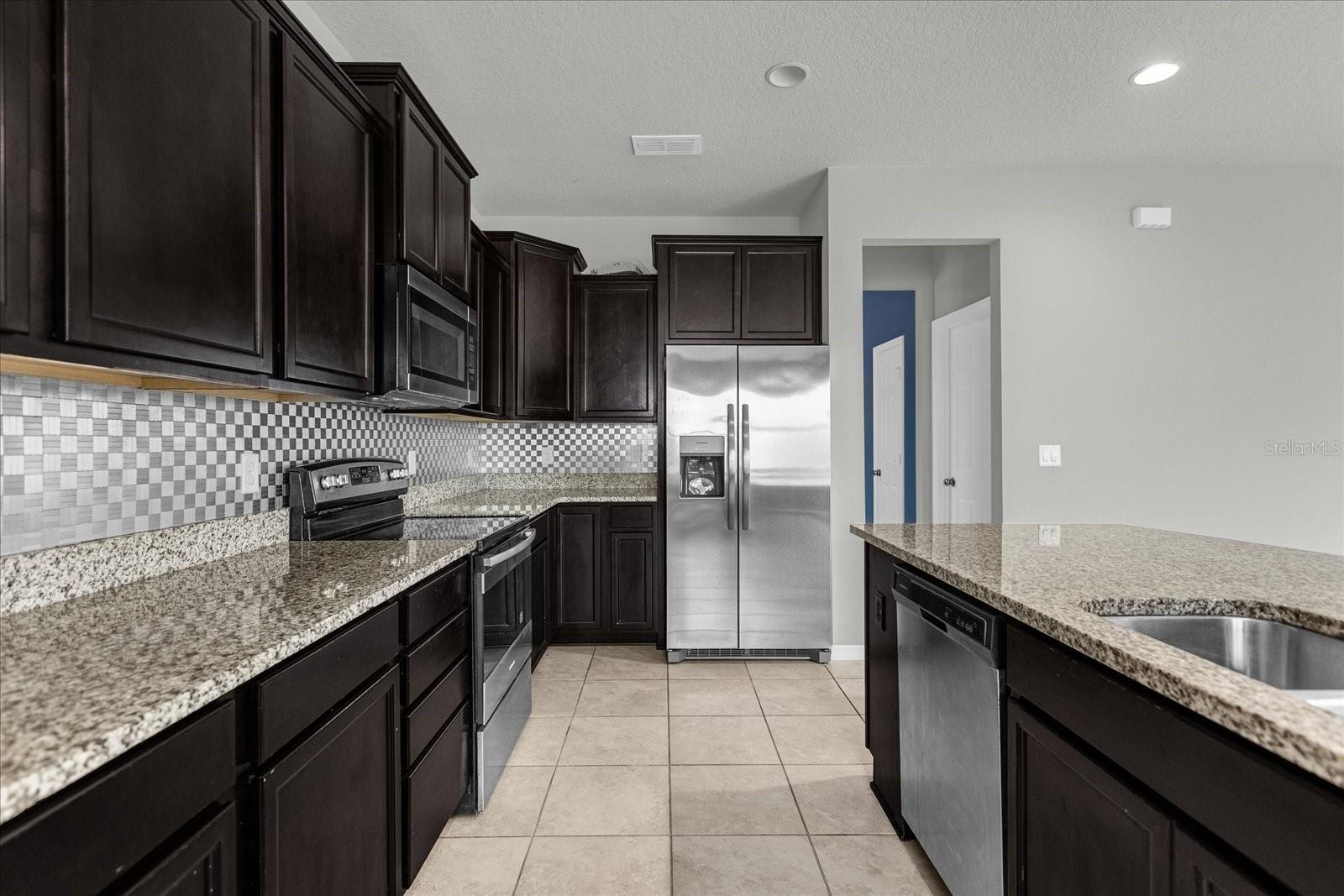 EAST LK PRESERVE-PH 1 - Residential