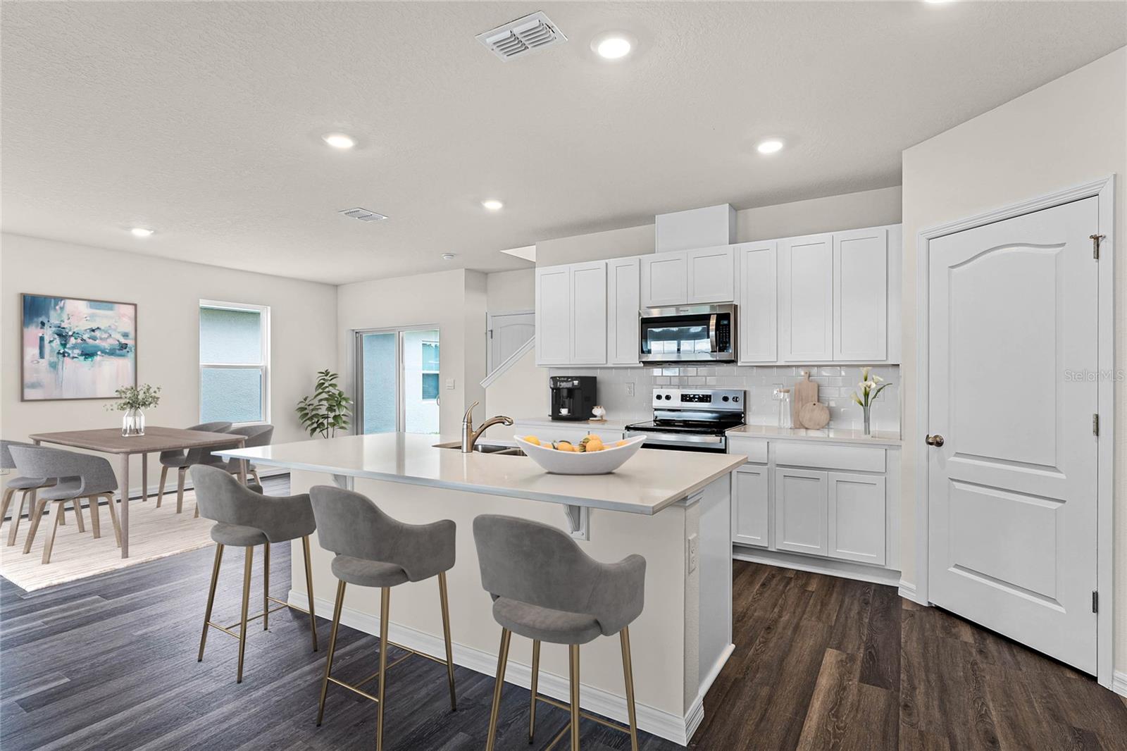 5871 GALLOPING DRIVE