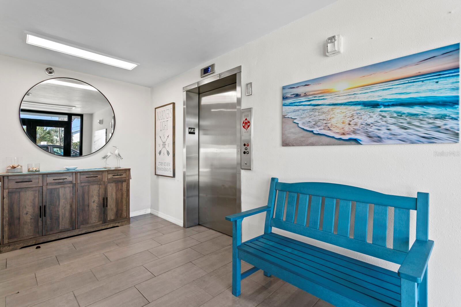 MARINERS LIGHT CONDO - Residential