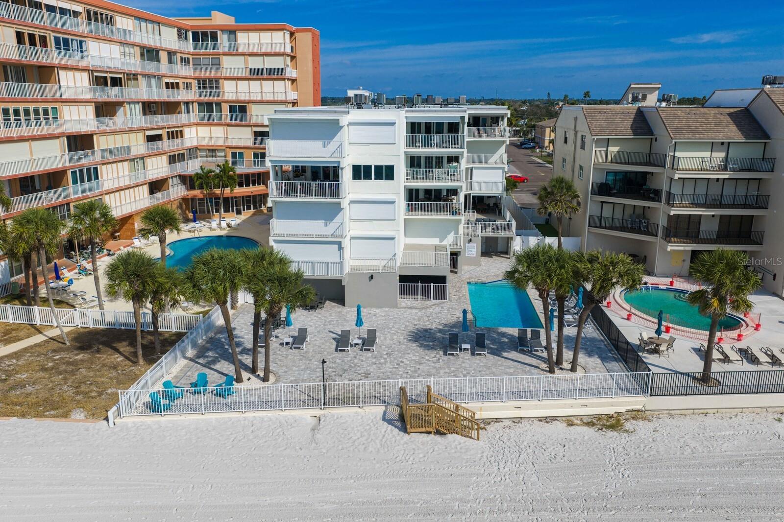 MARINERS LIGHT CONDO - Residential