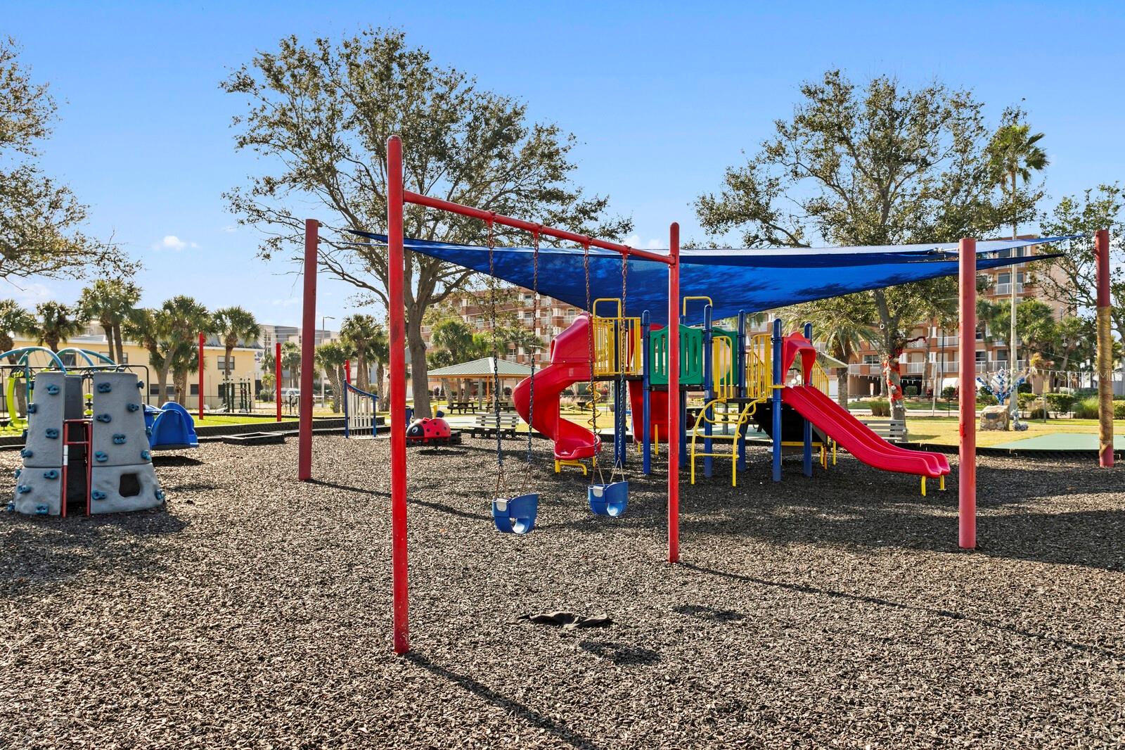 MARINERS LIGHT CONDO - Residential