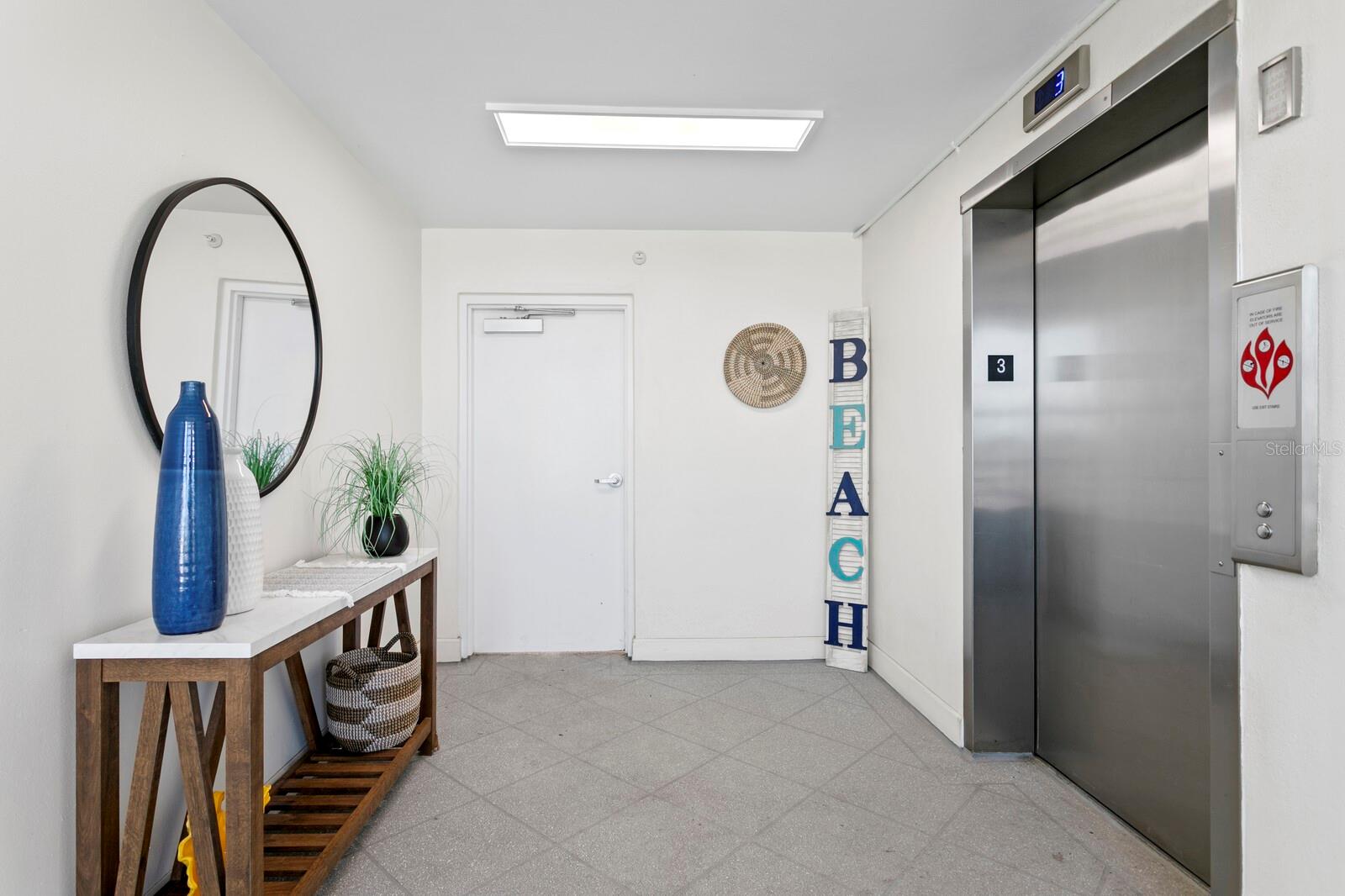 MARINERS LIGHT CONDO - Residential