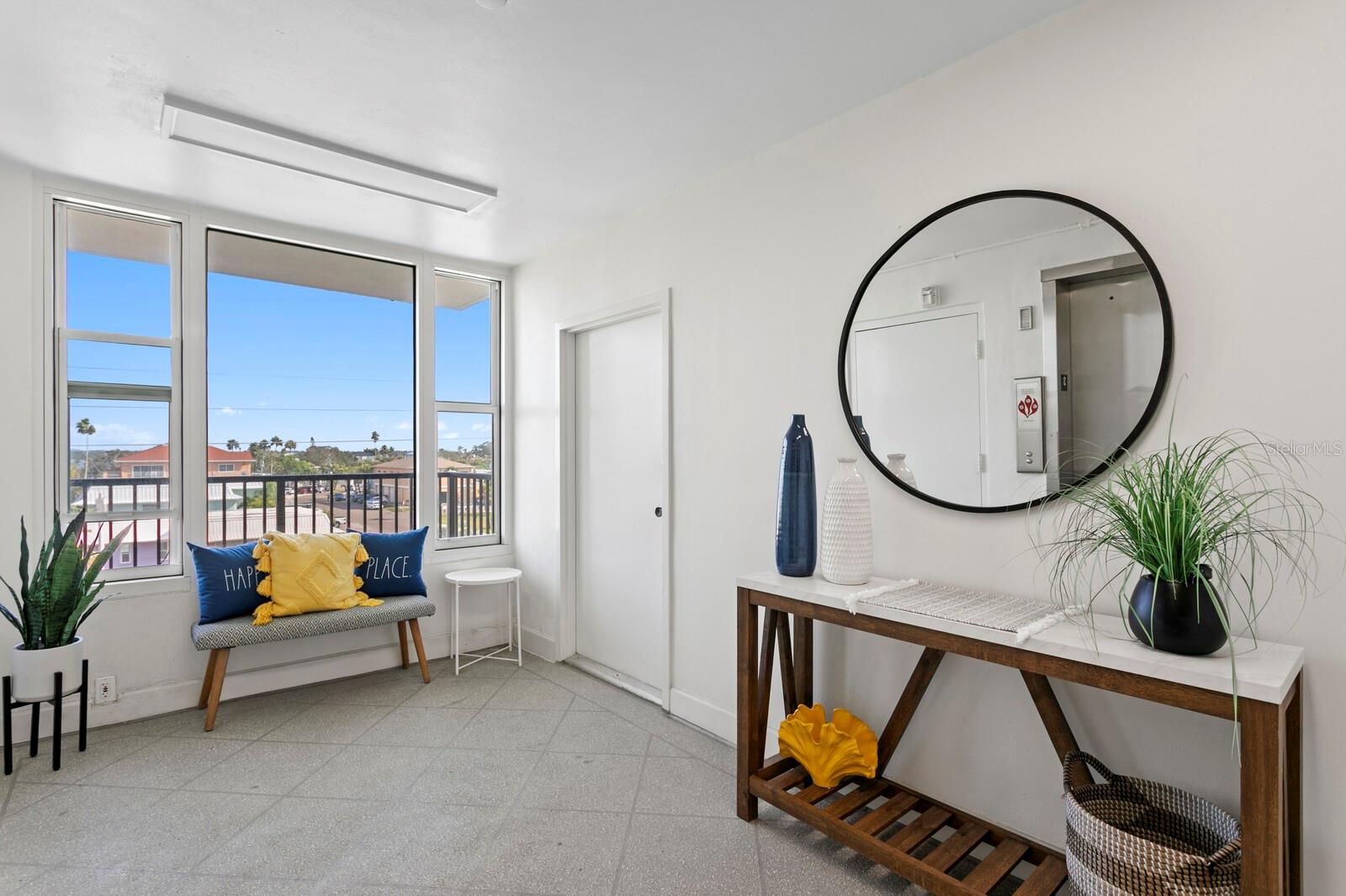 MARINERS LIGHT CONDO - Residential