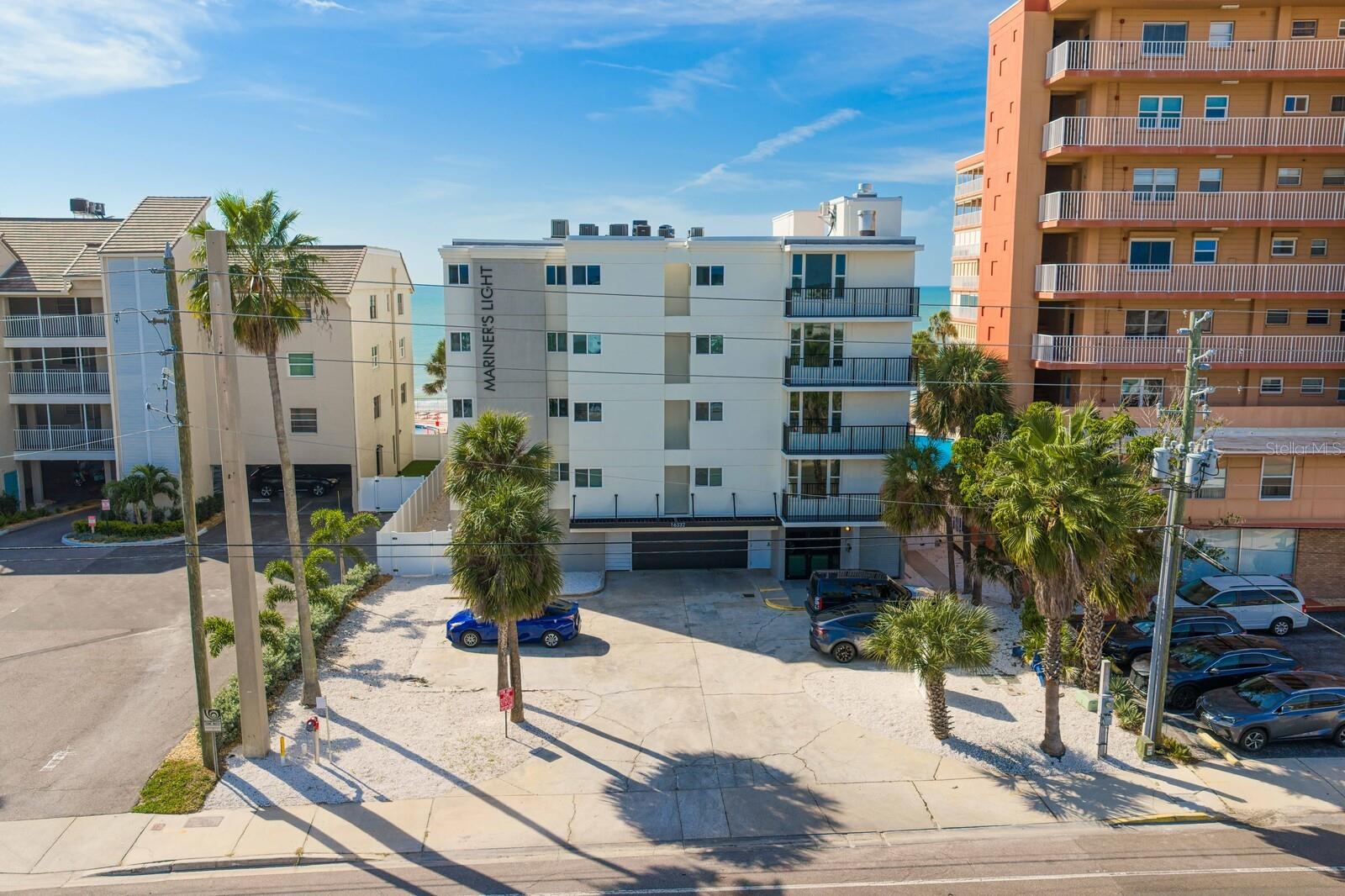 MARINERS LIGHT CONDO - Residential