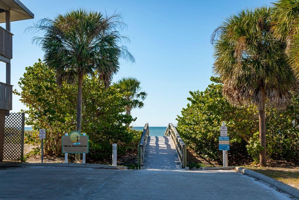 INDIAN ROCK SOUTH SHORE - Land