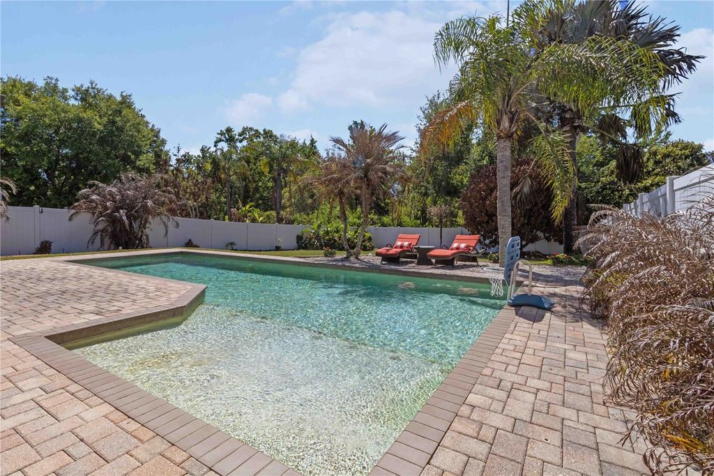 Photo of 1220 Lake Highview Lane, Brandon, FL 33510 (MLS # TB8489511)