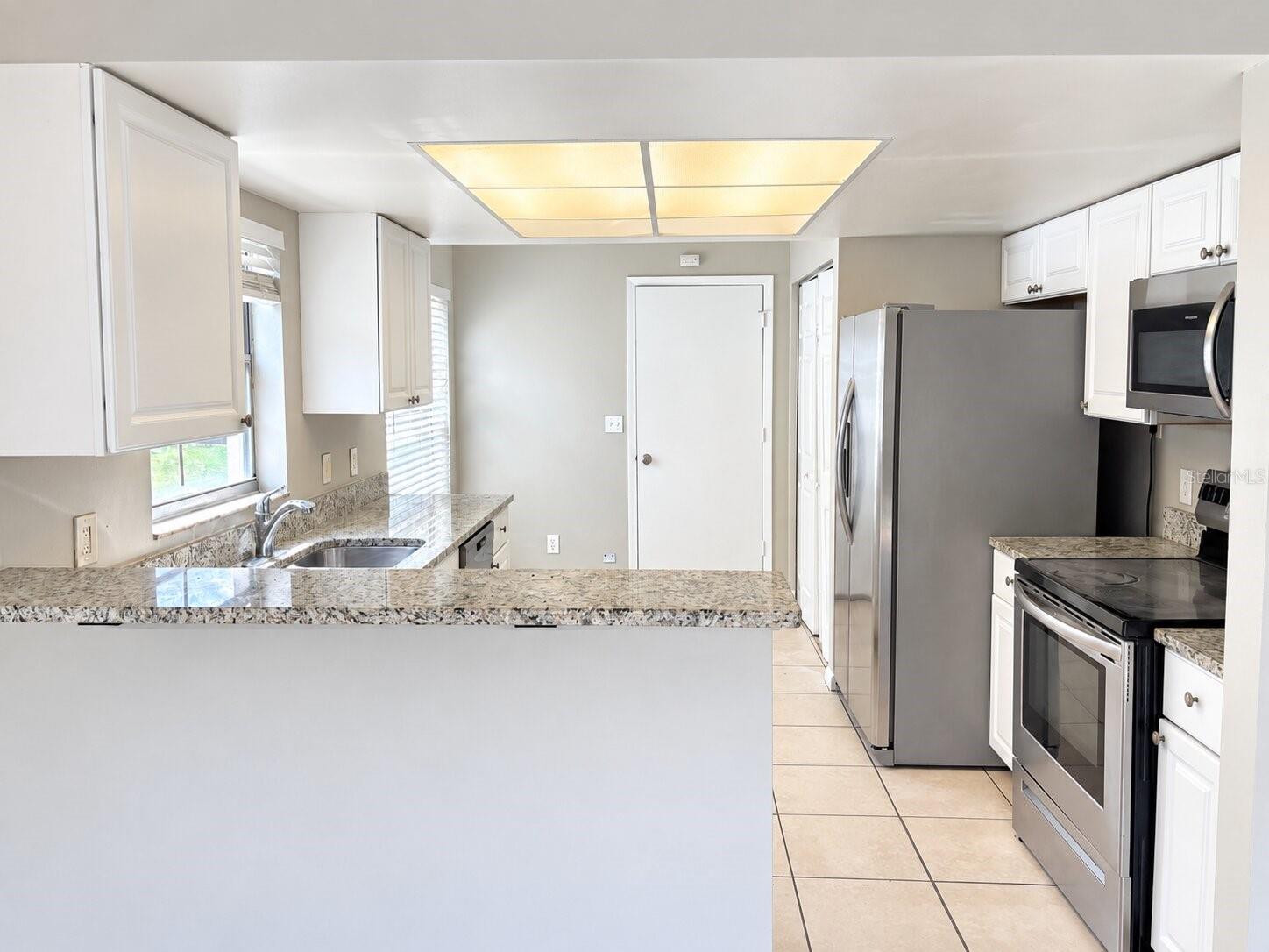 Casas a venda 4 - Jen Dantas 432 REGAL PARK DRIVE