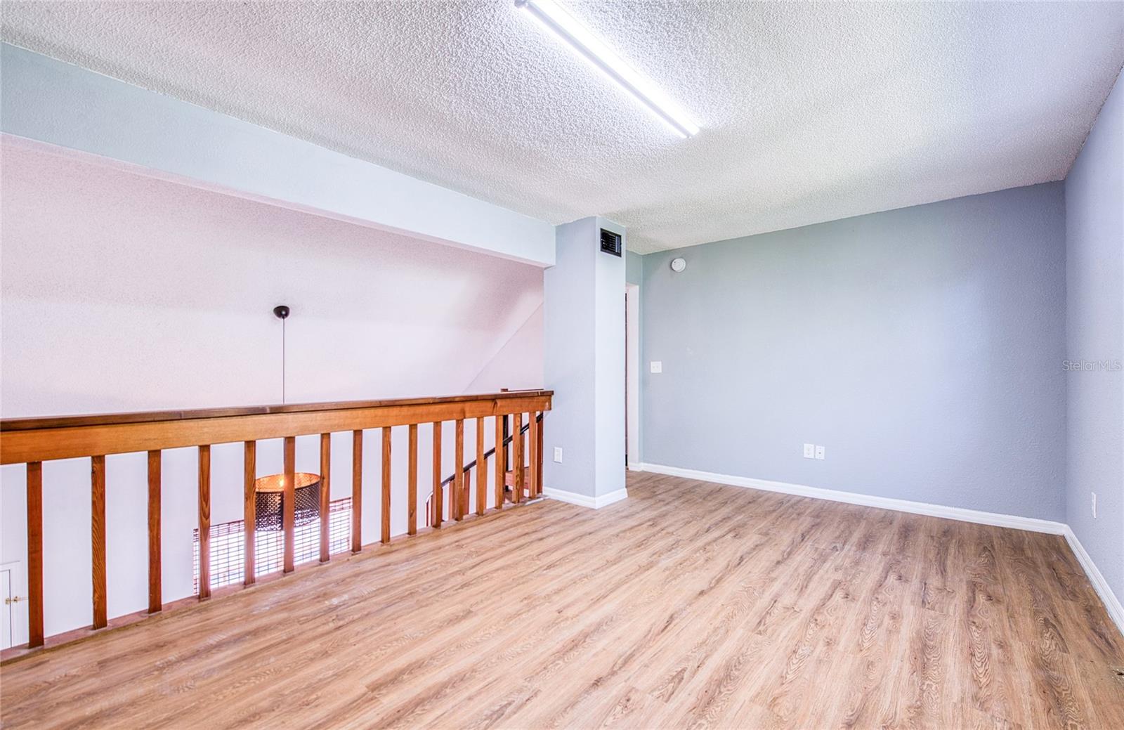 MANOR CONDO - Residential