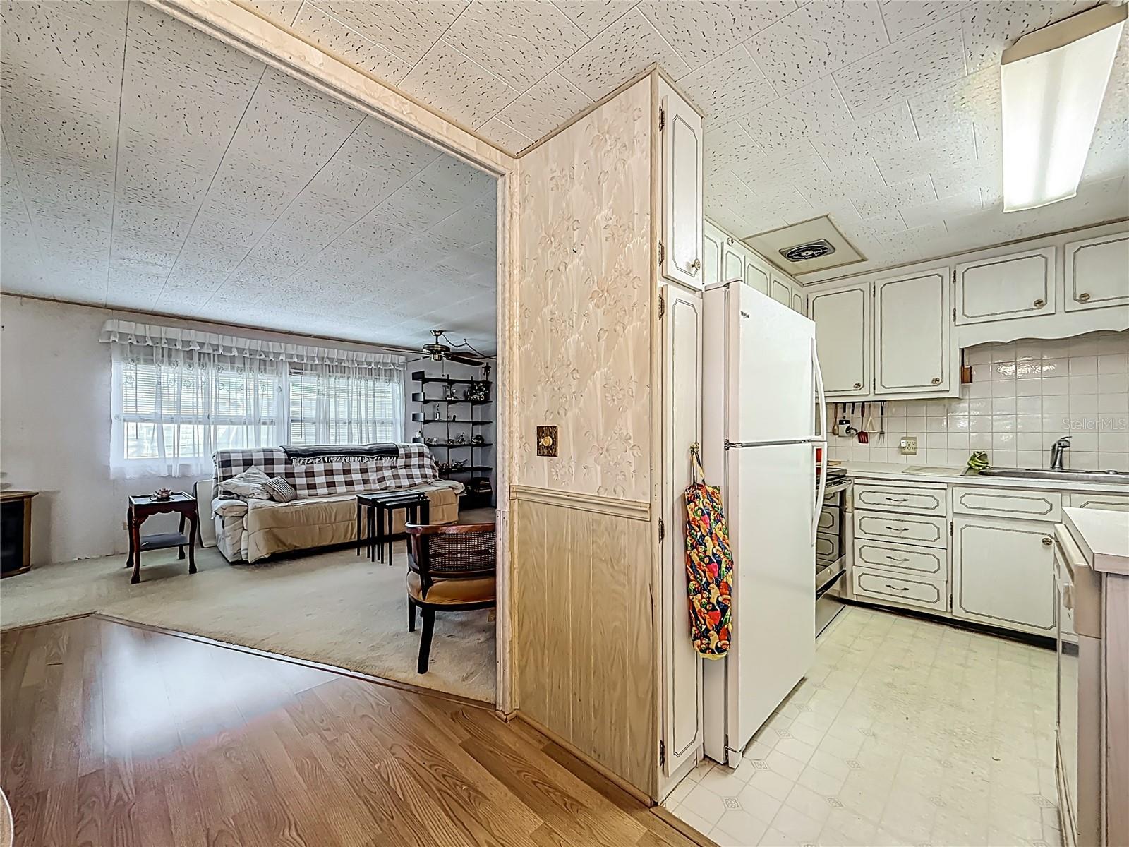 HOLIDAY SHORES MOBILE PARK UNREC - Residential