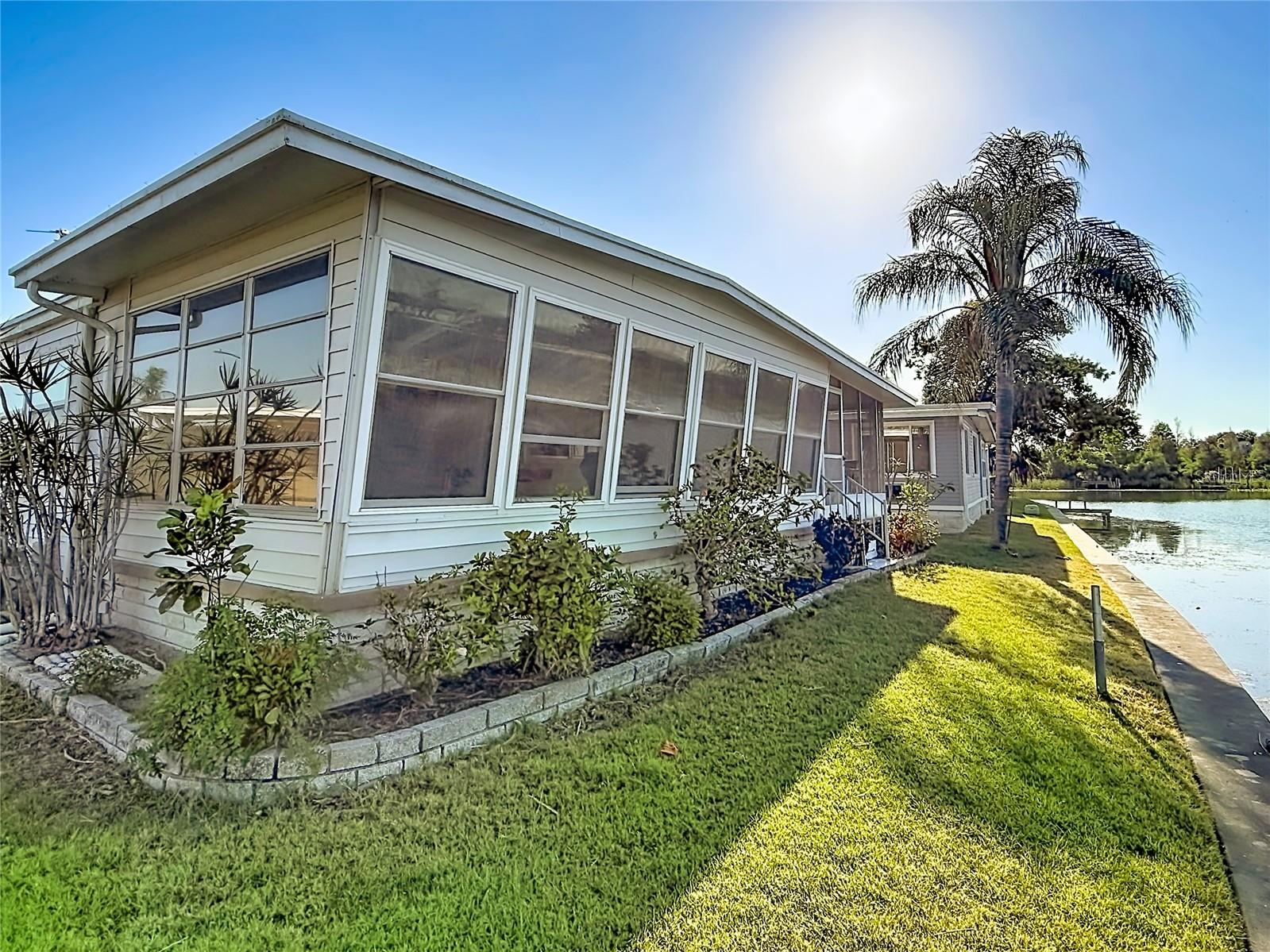 HOLIDAY SHORES MOBILE PARK UNREC - Residential