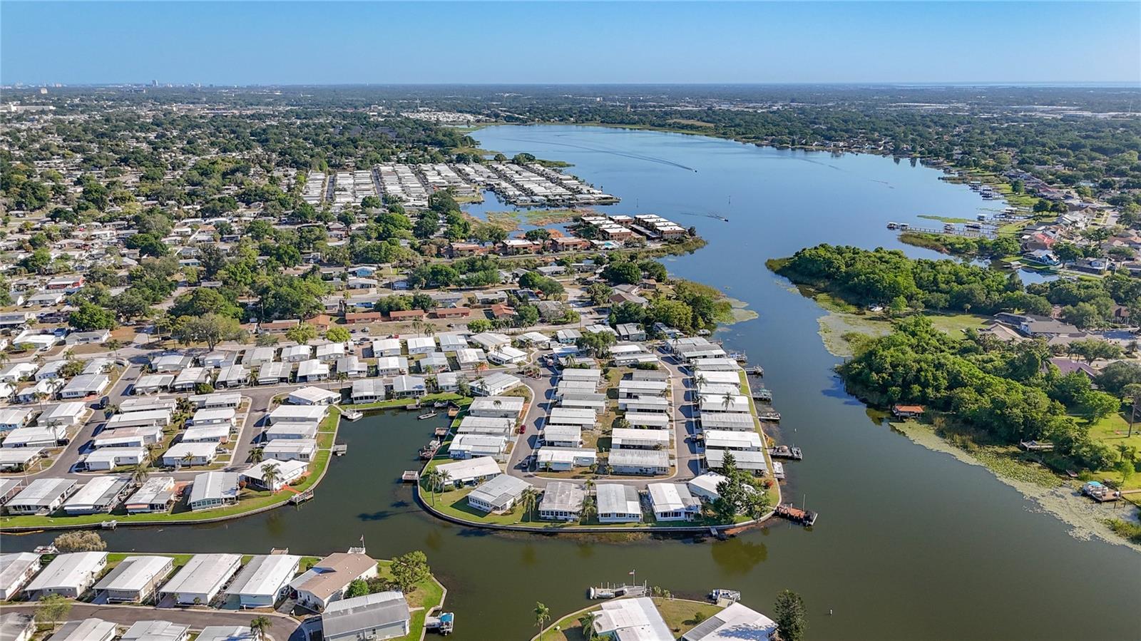 HOLIDAY SHORES MOBILE PARK UNREC - Residential