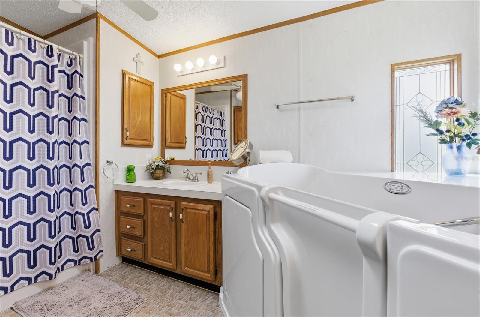 TAVARES FOX RUN MOBILE HOME - Residential