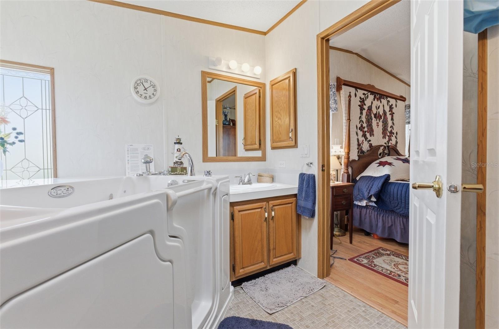 TAVARES FOX RUN MOBILE HOME - Residential