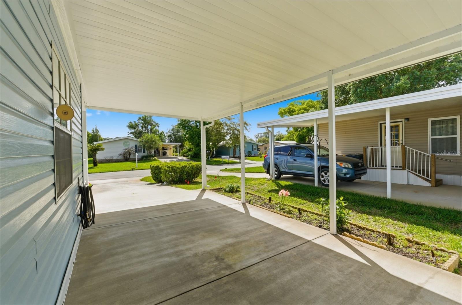 TAVARES FOX RUN MOBILE HOME - Residential