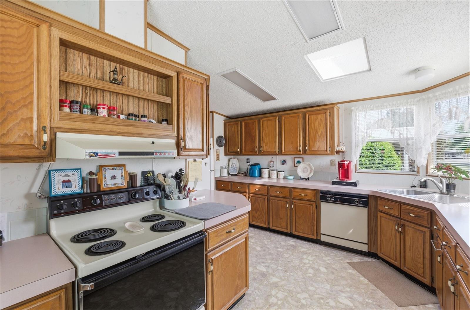 TAVARES FOX RUN MOBILE HOME - Residential