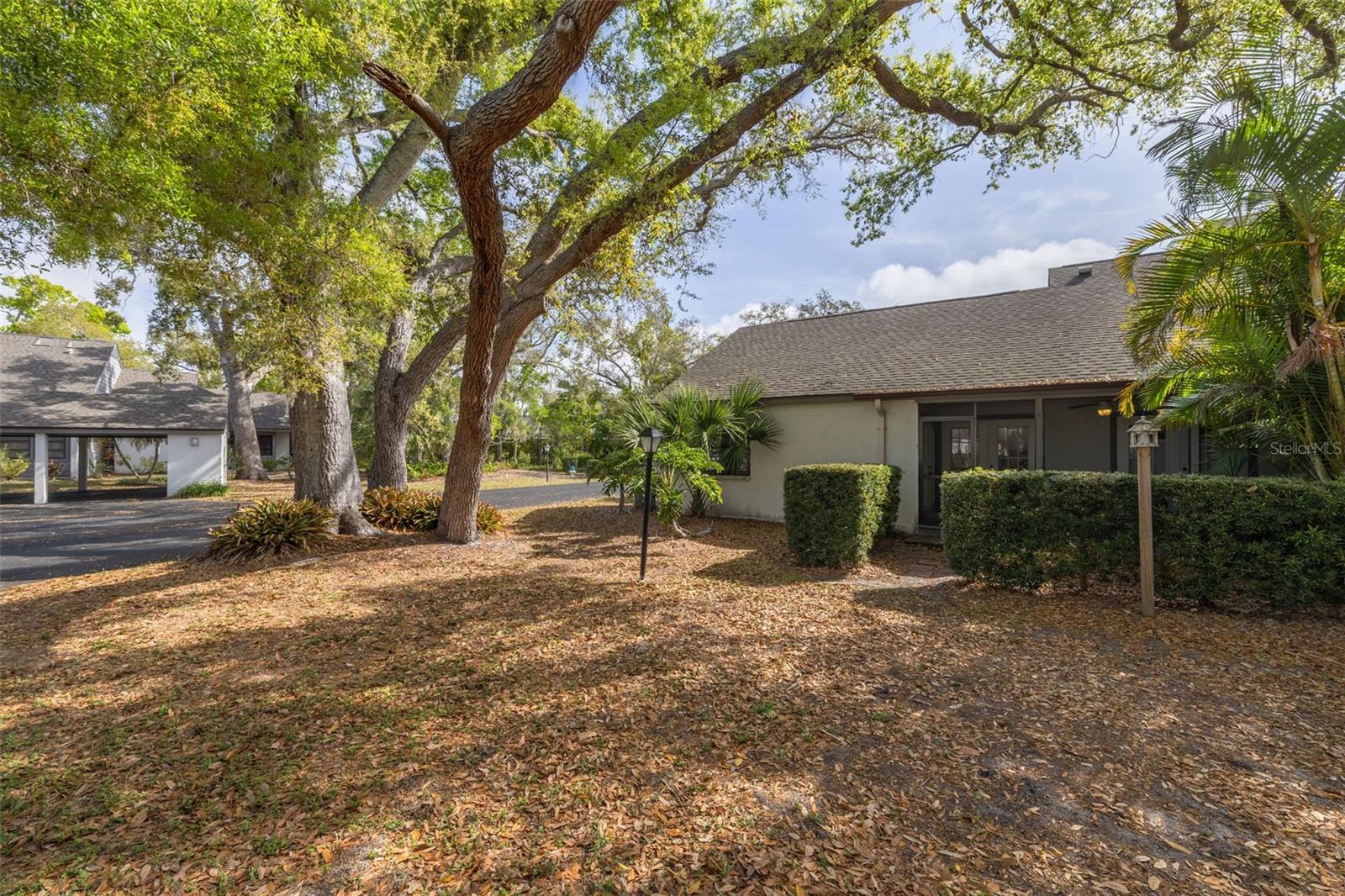 EAGLE CHASE - Residential