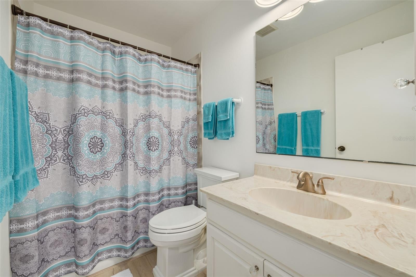 EAGLE CHASE - Residential