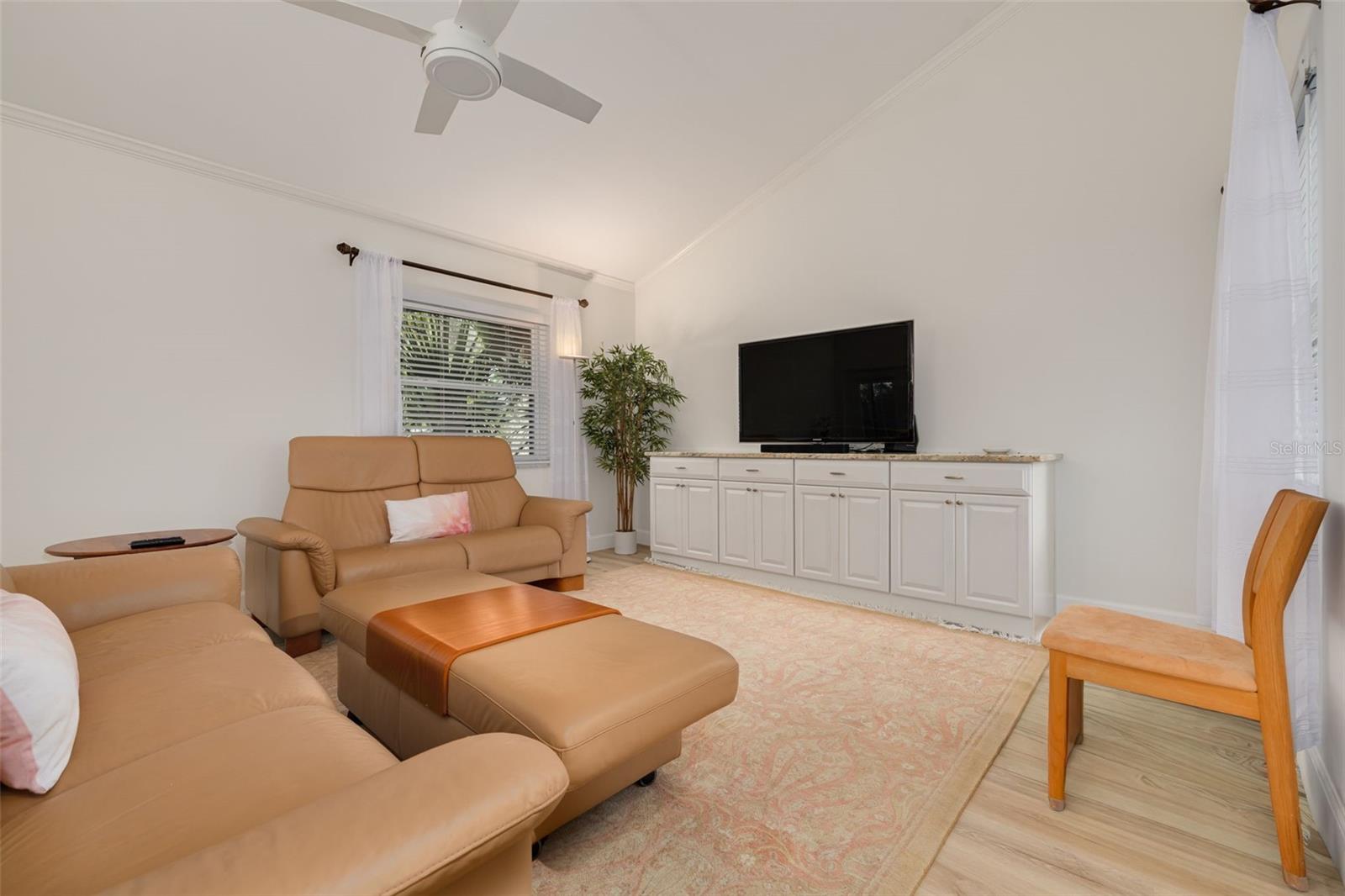 EAGLE CHASE - Residential