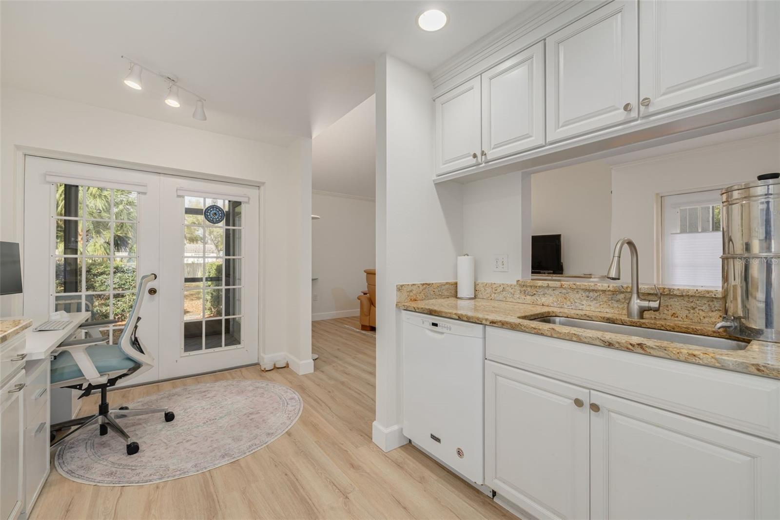 EAGLE CHASE - Residential