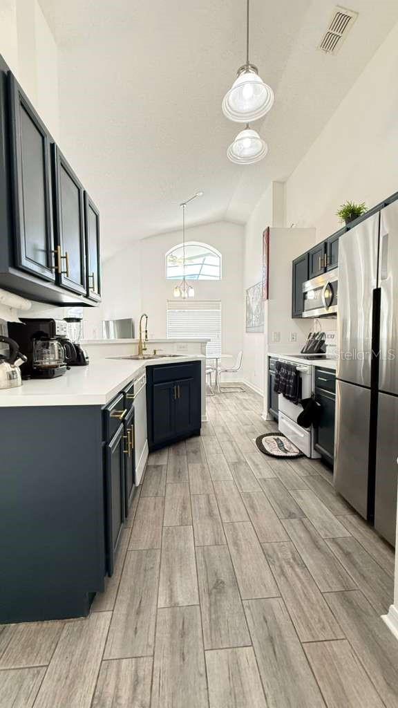 AVIANA PH 01 - Residential Lease