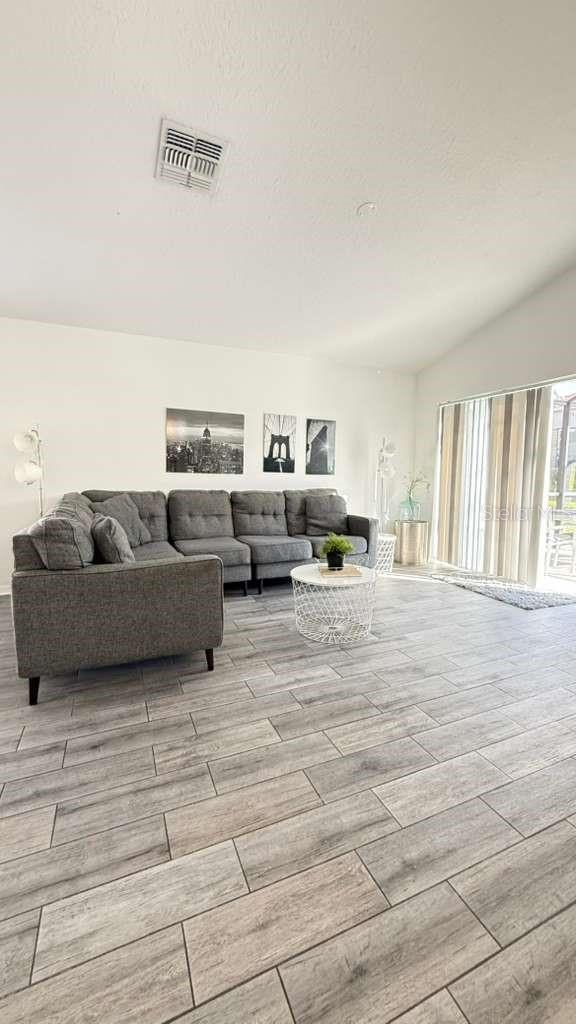 AVIANA PH 01 - Residential Lease