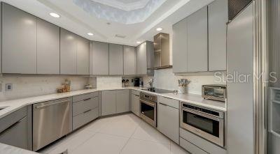 THE TOWER RESIDENCES - Residential Lease