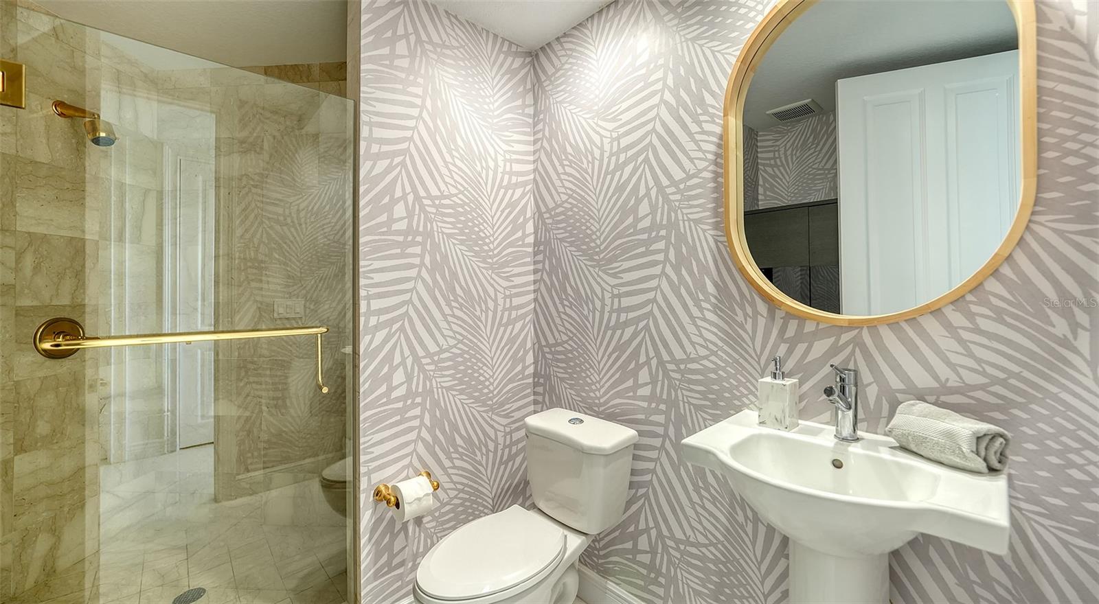 THE TOWER RESIDENCES - Residential Lease