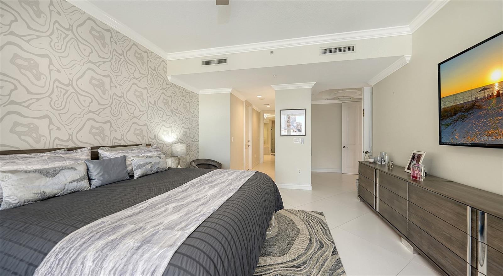 THE TOWER RESIDENCES - Residential Lease