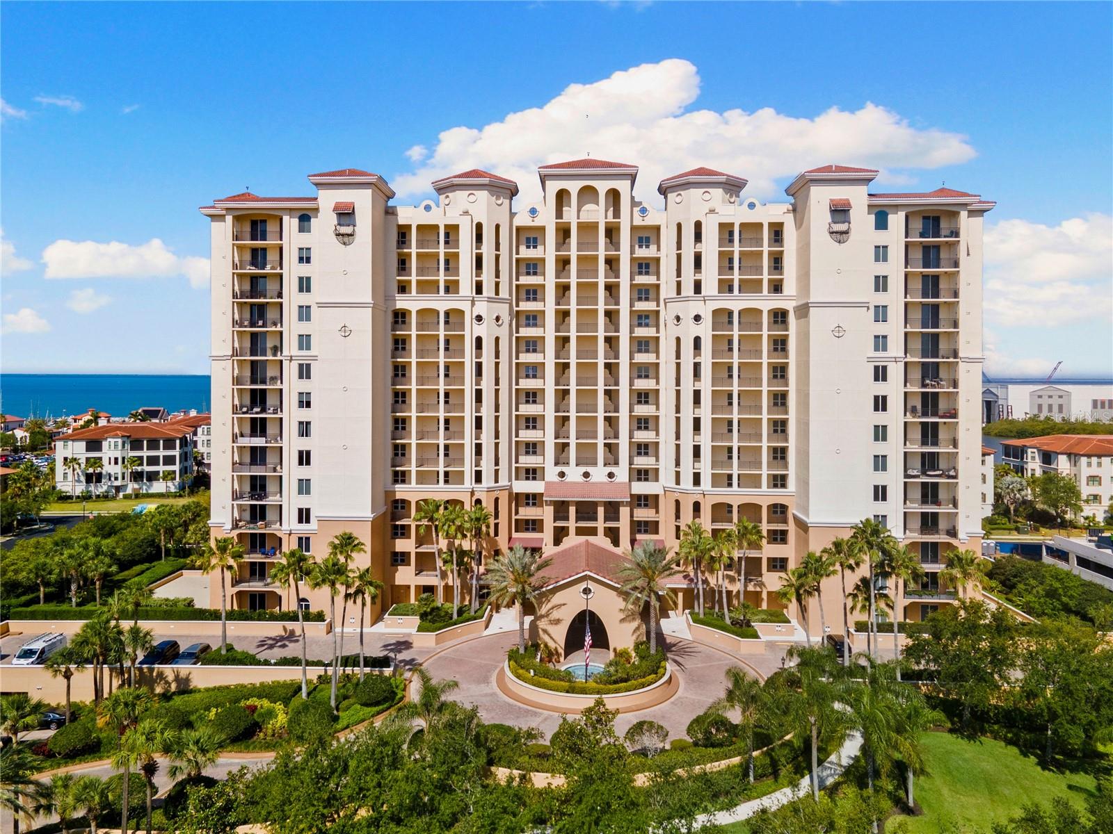 CASTILLO AT WESTSHORE YACHT CL - Residential