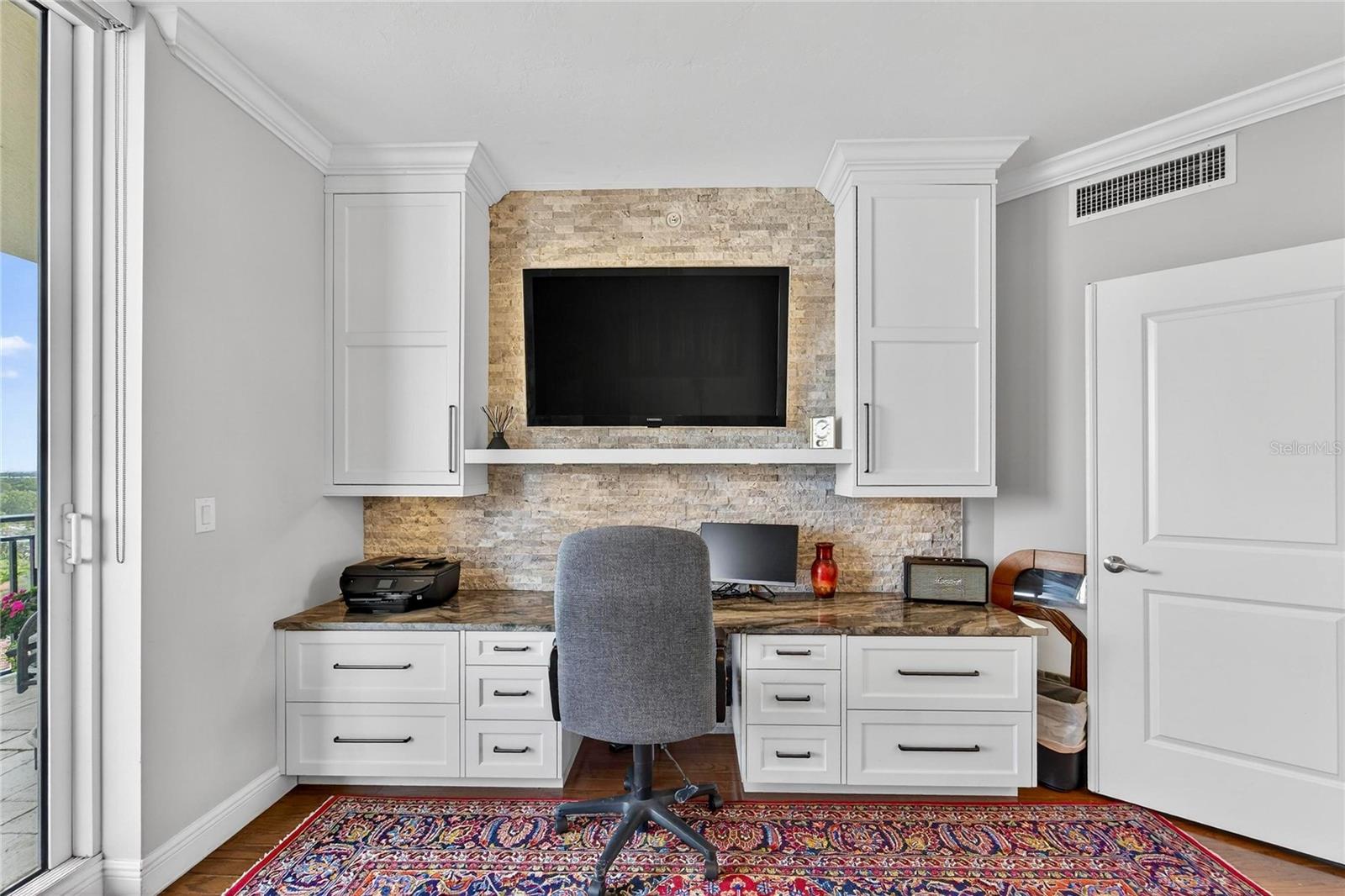 CASTILLO AT WESTSHORE YACHT CL - Residential