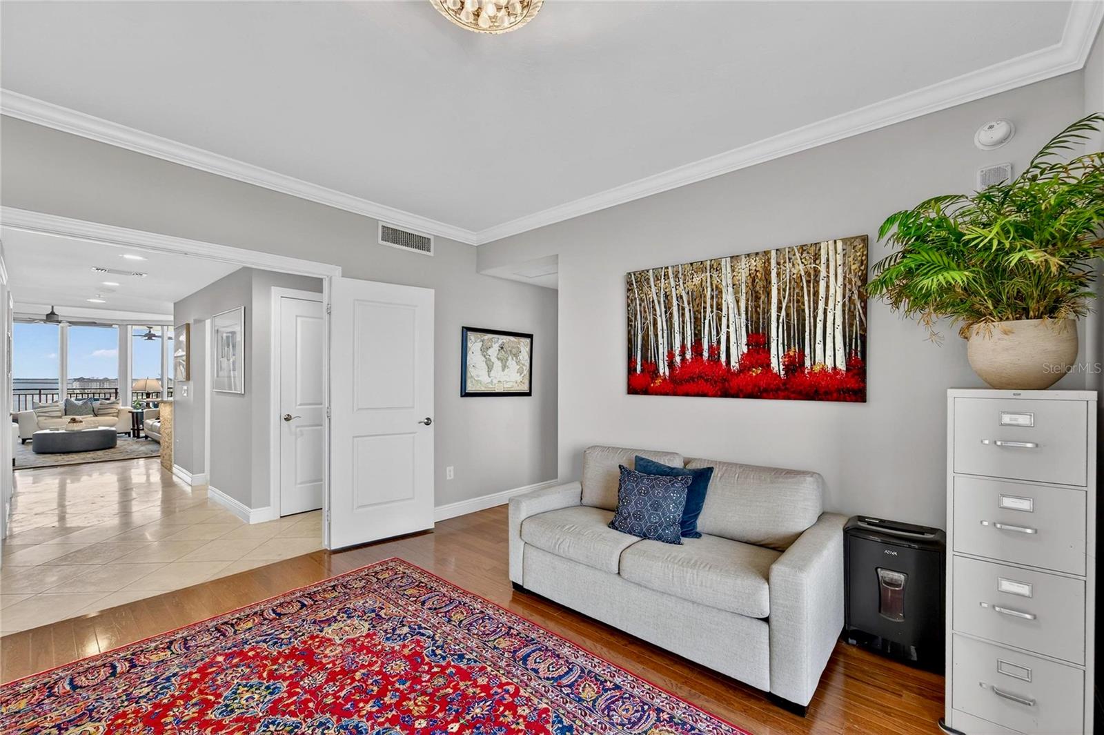 CASTILLO AT WESTSHORE YACHT CL - Residential